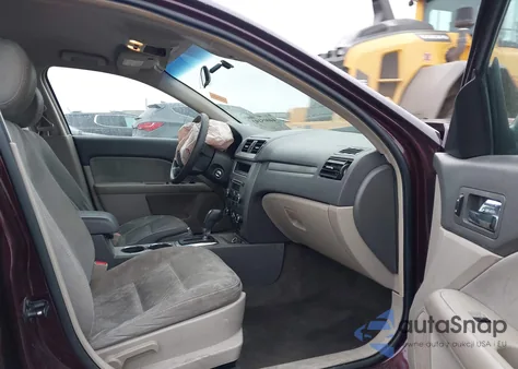 2011 Ford Fusion S from USA, damaged, VIN 3FAHP0GA5BR322154